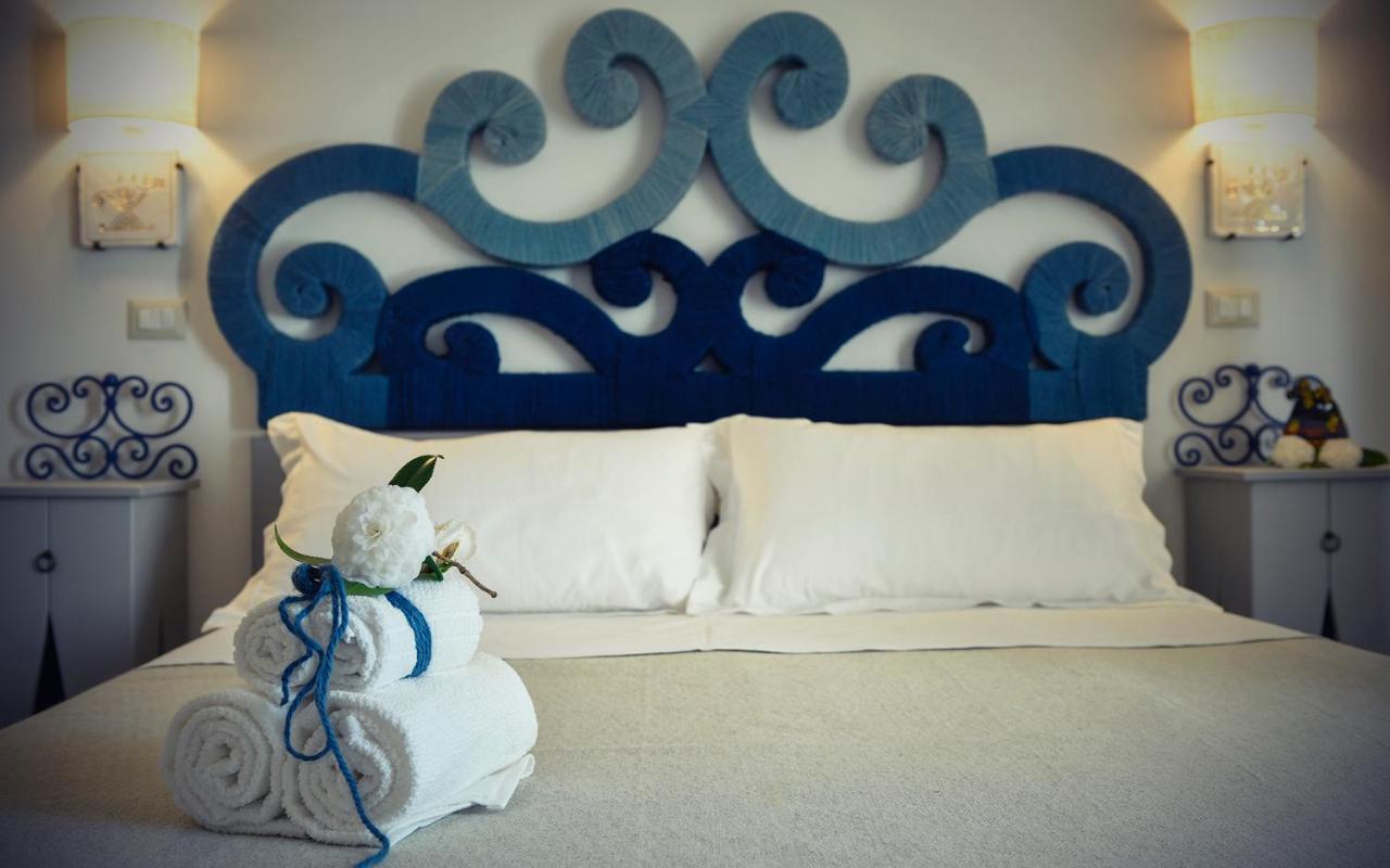 Bisos Bed and Breakfast Paulilatino Buitenkant foto
