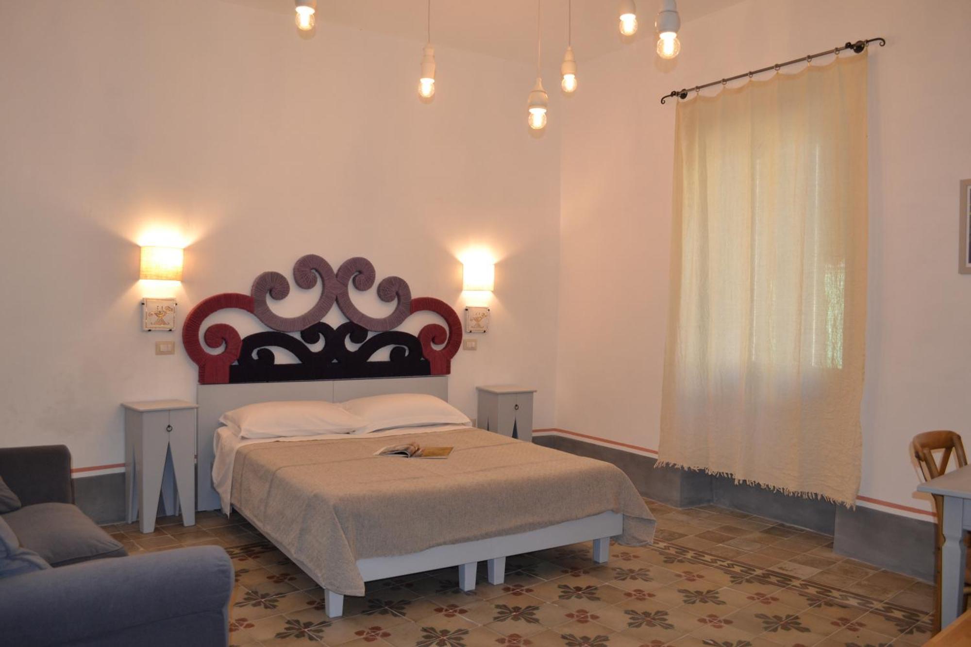 Bisos Bed and Breakfast Paulilatino Buitenkant foto